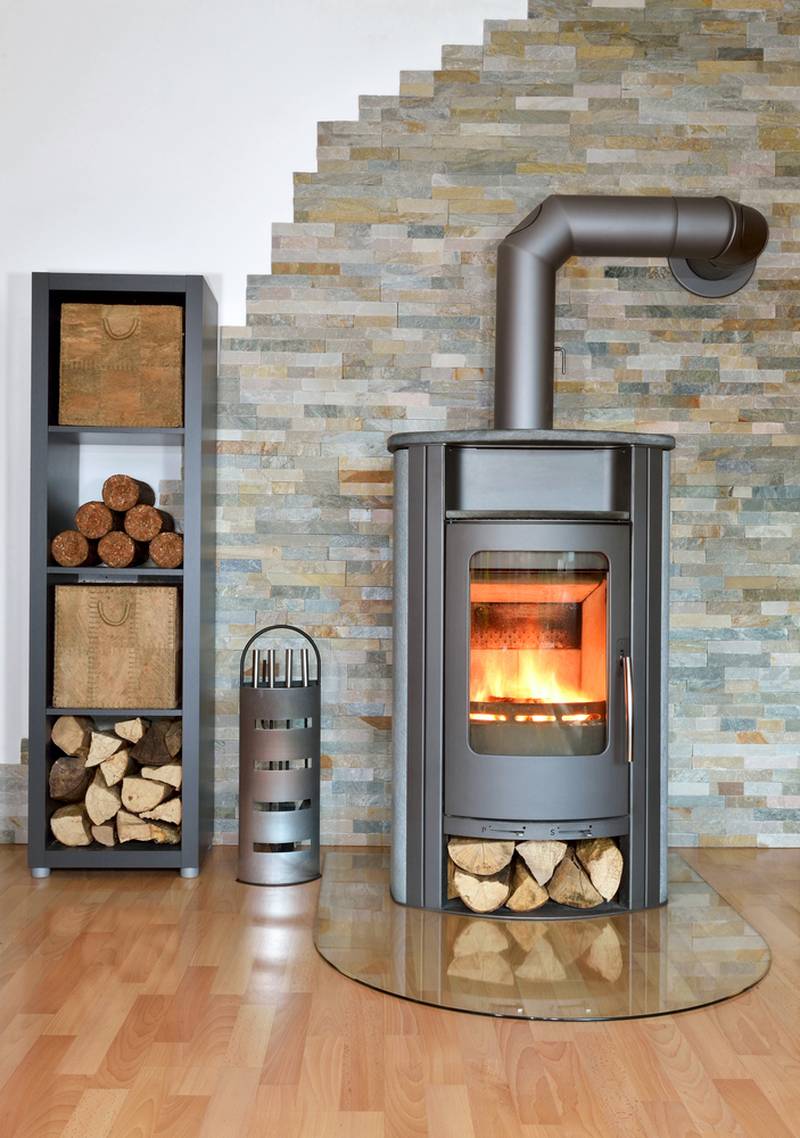 Appelez MMT pour votre installation de poêle à bois 